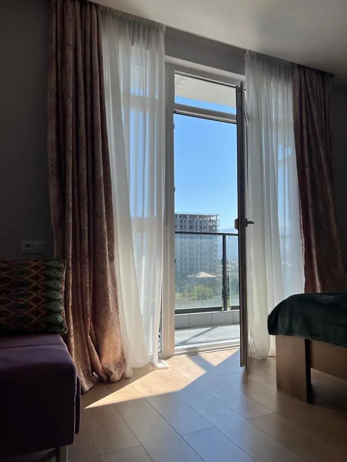 Batumi Ia'S Apartment In White Sails